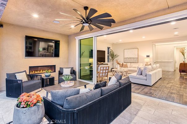 Fireplace, Interior, Living room, Recessed Lighting