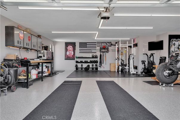 Fitness Equipment, Interior, Recessed Lighting