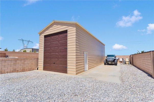 Detached Garage, Exterior