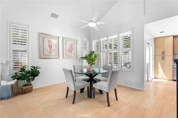 Dining room, Interior, Kitchen, Recessed Lighting, Wood Texture Flooring