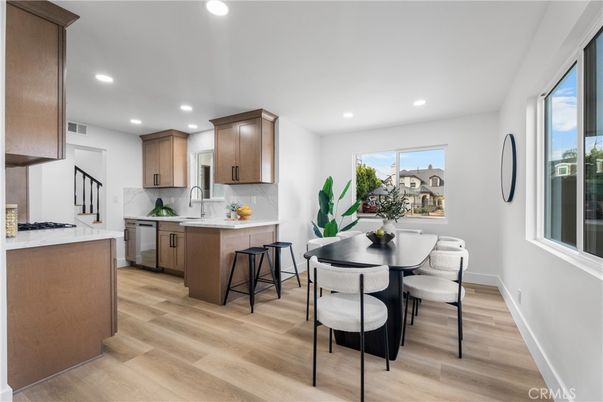 Dining room, Interior, Kitchen, Recessed Lighting, Wood Texture Flooring