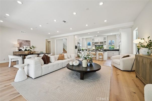 Interior, Kitchen, Living room, Pendant Lights, Recessed Lighting, Stainless Steel Appliances, Wood Texture Flooring
