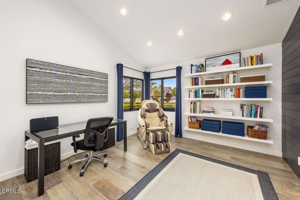 Home Office, Interior, Recessed Lighting, Wood Texture Flooring