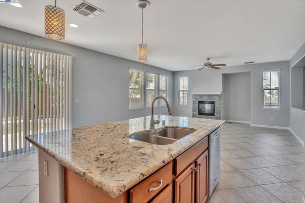 Fireplace, Interior, Kitchen, Pendant Lights, Recessed Lighting