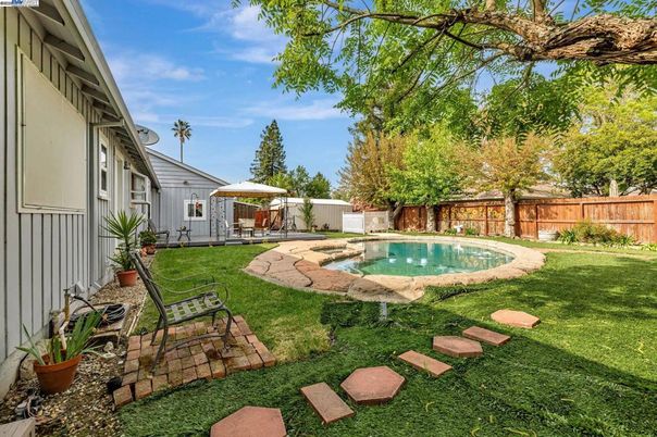 Backyard, Exterior, Pool