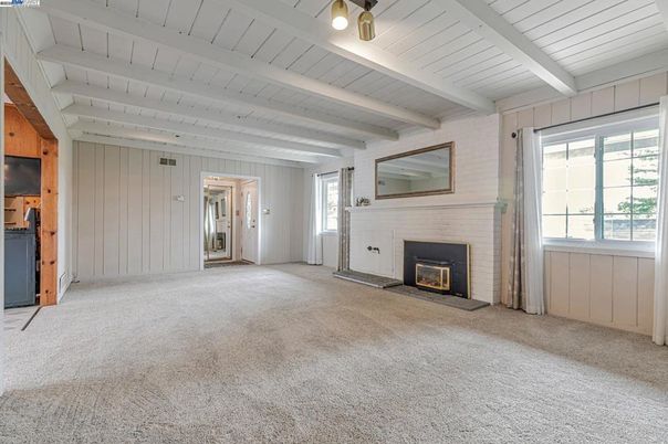 Empty room, Fireplace, Interior