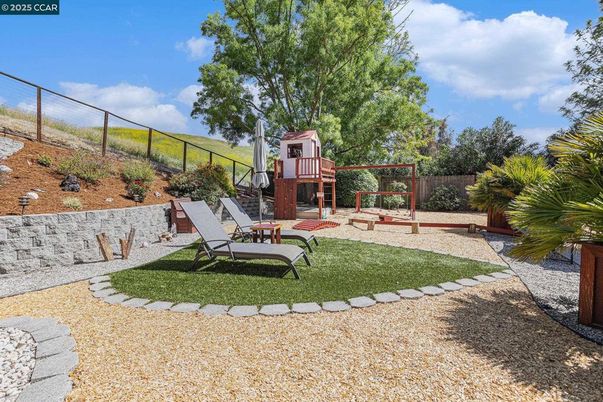 Backyard, Exterior, Playground