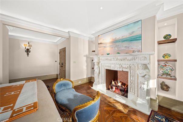 Fireplace, Interior, Recessed Lighting, Wood Texture Flooring