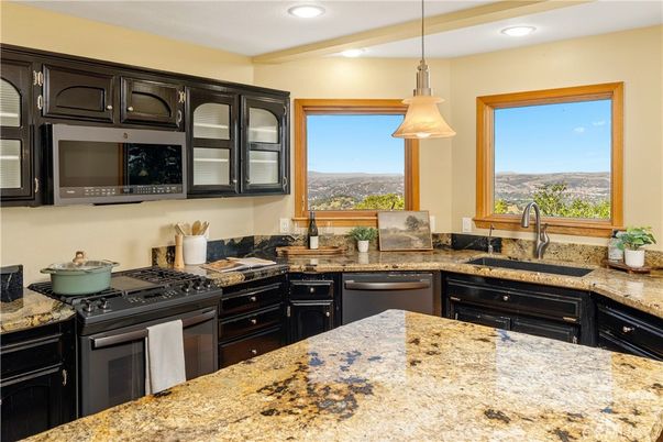 Interior, Kitchen, Pendant Lights, Recessed Lighting
