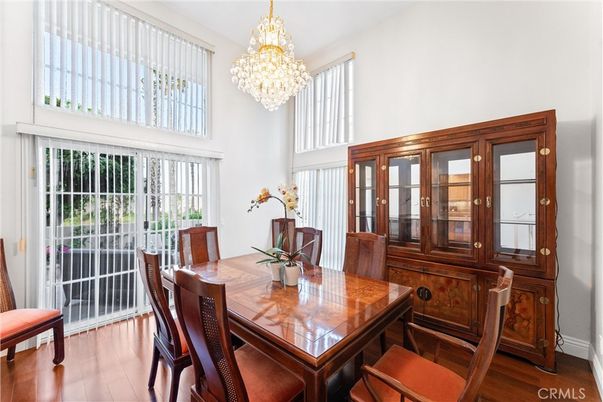 Chandelier, Dining room, Interior, Wood Texture Flooring