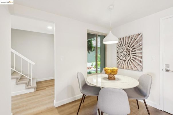 Dining room, Interior, Pendant Lights, Recessed Lighting, Wood Texture Flooring