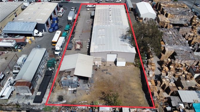 Exterior, Drone