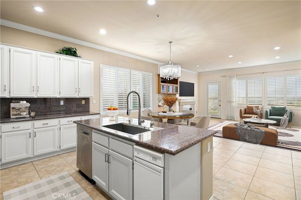 Chandelier, Dining room, Interior, Kitchen, Living room, Recessed Lighting, Stainless Steel Appliances