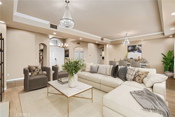 Chandelier, Dining room, Interior, Living room, Pendant Lights, Recessed Lighting, Wood Texture Flooring