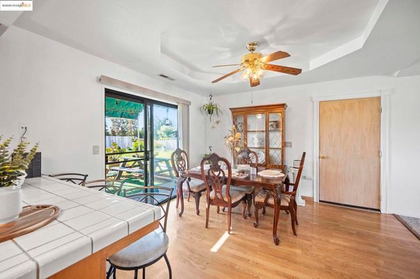 Dining room, Interior, Wood Texture Flooring