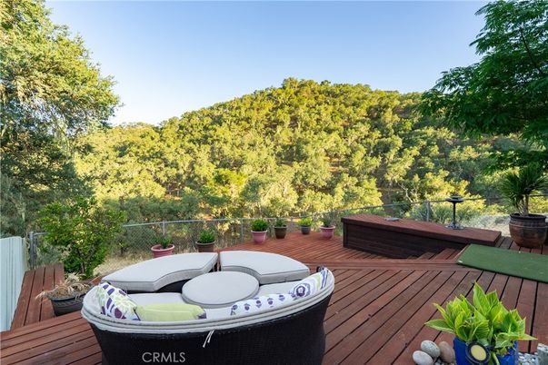 Exterior, Hot Tub