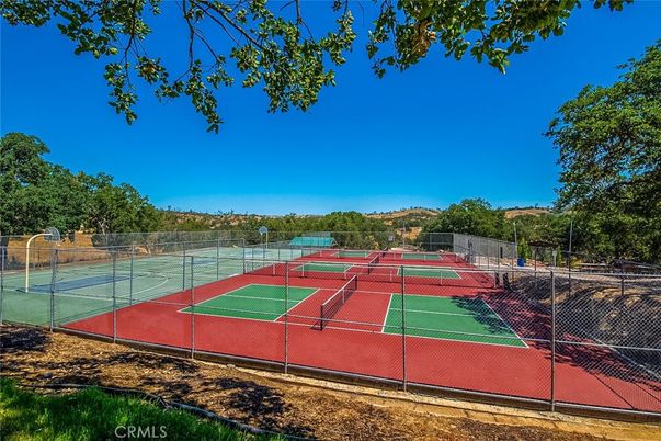 Exterior, Tennis Courts