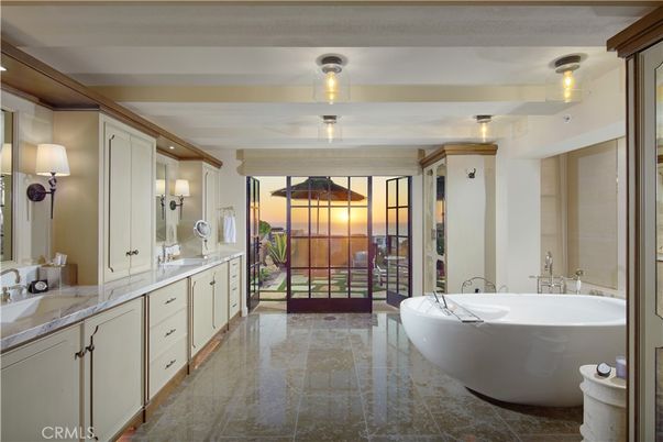 Bathroom, Dual Sink Vanities, Free Standing Baths, Interior