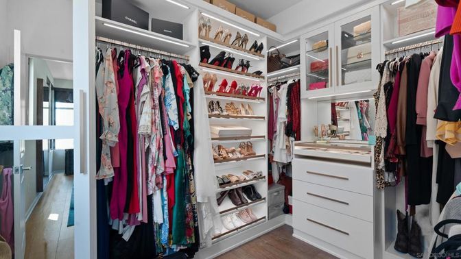 Interior, Recessed Lighting, Walk-in Closets, Wood Texture Flooring