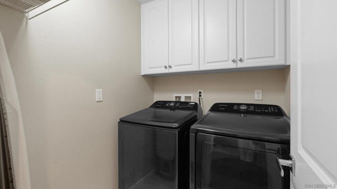 Interior, Washer