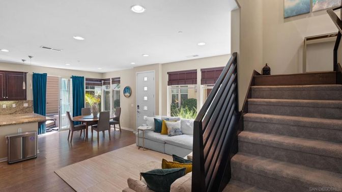 Dining room, Interior, Kitchen, Recessed Lighting, Wood Texture Flooring