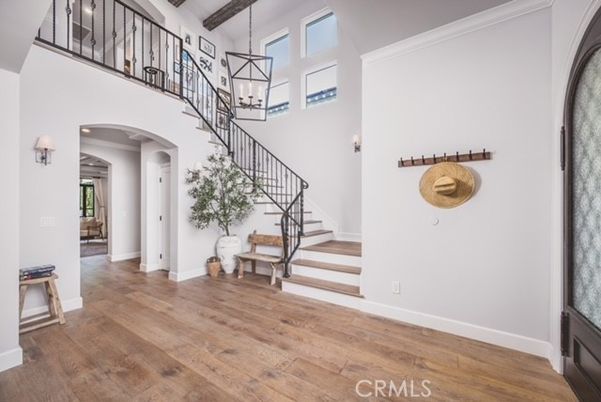 Chandelier, Interior, Pendant Lights, Recessed Lighting, Wooden Beams, Wood Texture Flooring
