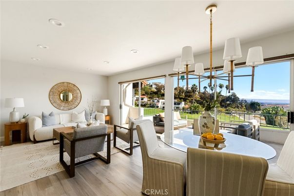 Dining room, Interior, Living room, Pendant Lights, Recessed Lighting, Wood Texture Flooring