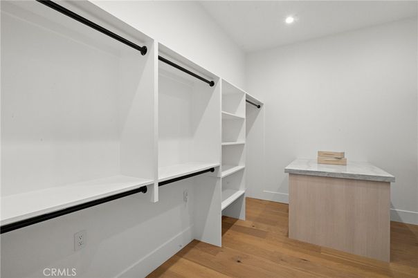 Interior, Recessed Lighting, Walk-in Closets, Wood Texture Flooring