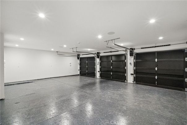 Garage, Interior, Recessed Lighting