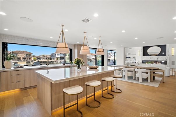 Dining room, Interior, Kitchen, Pendant Lights, Recessed Lighting, Wood Texture Flooring