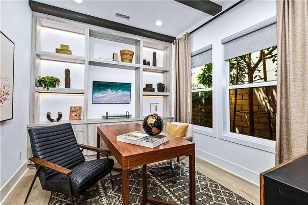 Home Office, Interior, Recessed Lighting, Wood Texture Flooring