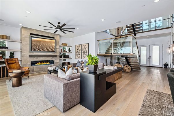 Fireplace, Interior, Living room, Pendant Lights, Recessed Lighting, Wood Texture Flooring