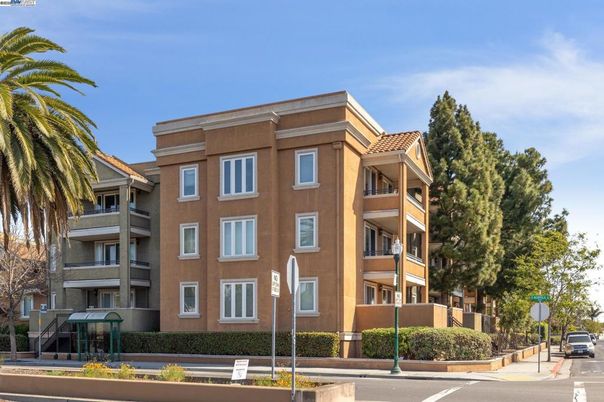 Exterior, Facade, Condo Building