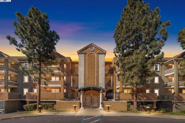 Exterior, Facade, Condo Building