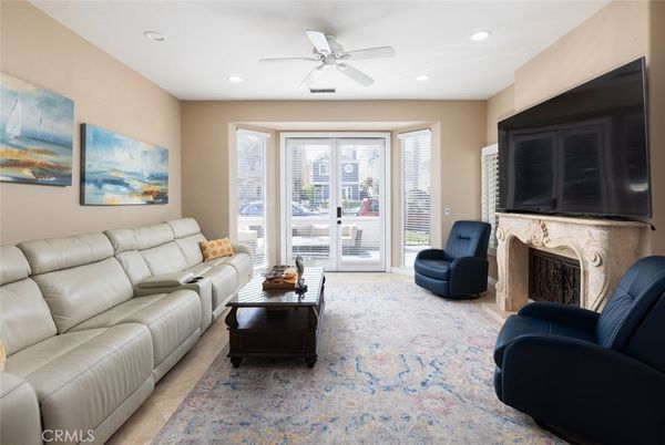 Fireplace, Interior, Living room, Recessed Lighting