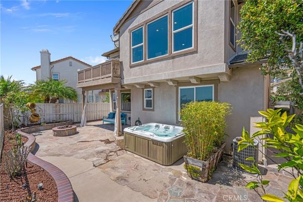 Exterior, Hot Tub