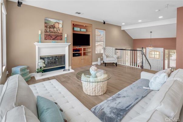 Fireplace, Interior, Living room, Pendant Lights, Recessed Lighting, Wood Texture Flooring