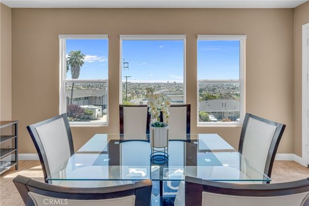 Dining room, Interior