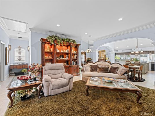Chandelier, Dining room, Interior, Kitchen, Living room, Pendant Lights, Recessed Lighting