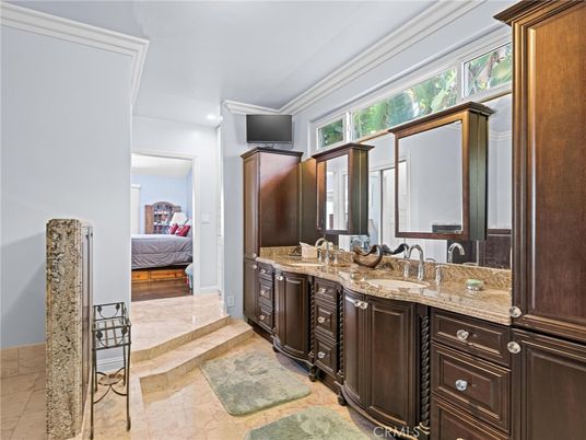 Bathroom, Bedroom, Dual Sink Vanities, Interior, Recessed Lighting