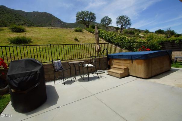 Exterior, Hot Tub
