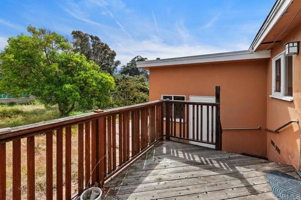 Exterior, Wood Texture Flooring