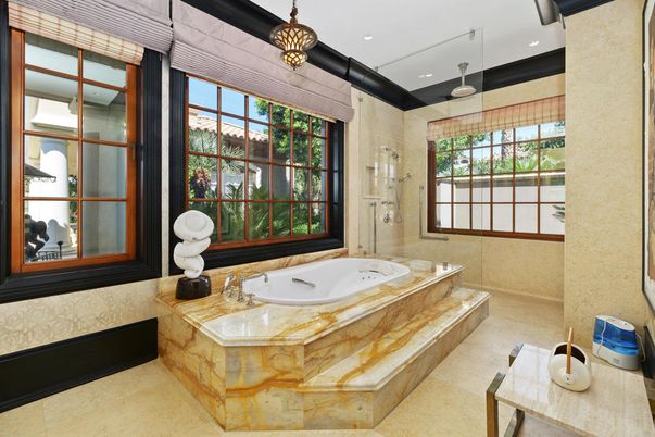 Bathroom, Interior, Pendant Lights, Recessed Lighting