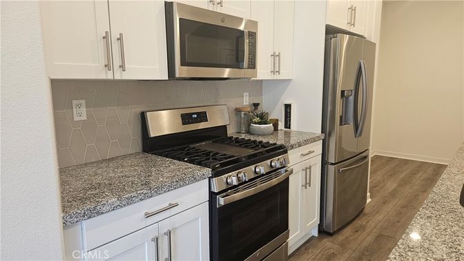 Interior, Kitchen, Stainless Steel Appliances, Wood Texture Flooring