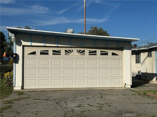 Detached Garage, Exterior