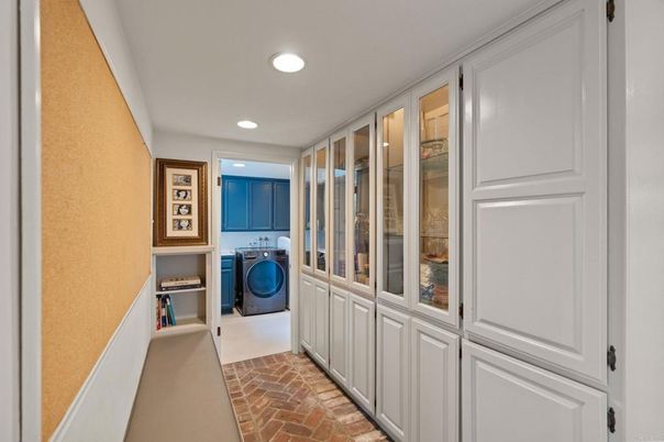 Interior, Recessed Lighting, Washer