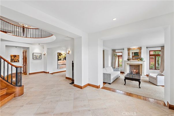 Fireplace, Interior, Living room, Piano, Recessed Lighting