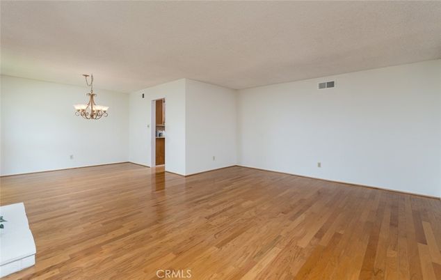 Chandelier, Empty room, Interior, Wood Texture Flooring