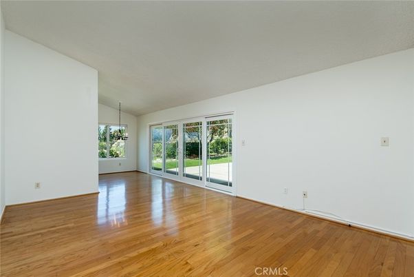 Empty room, Interior, Pendant Lights, Wood Texture Flooring