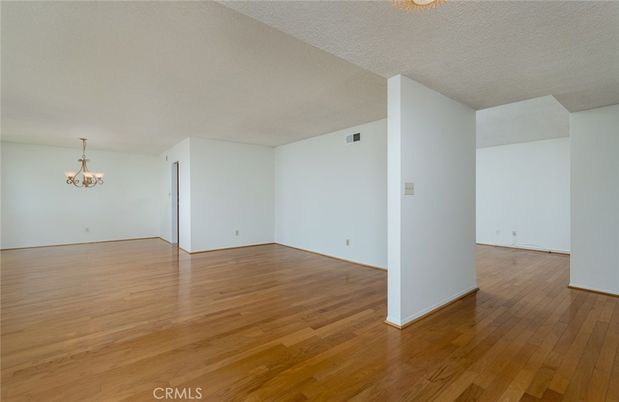 Chandelier, Empty room, Interior, Wood Texture Flooring